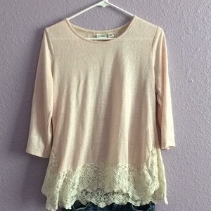 S long sleeve with floral lace border